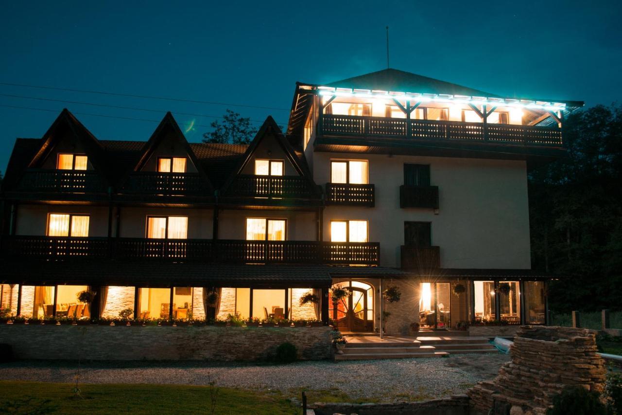Hanul Simon Pensiune & Restaurant Bran  Eksteriør billede